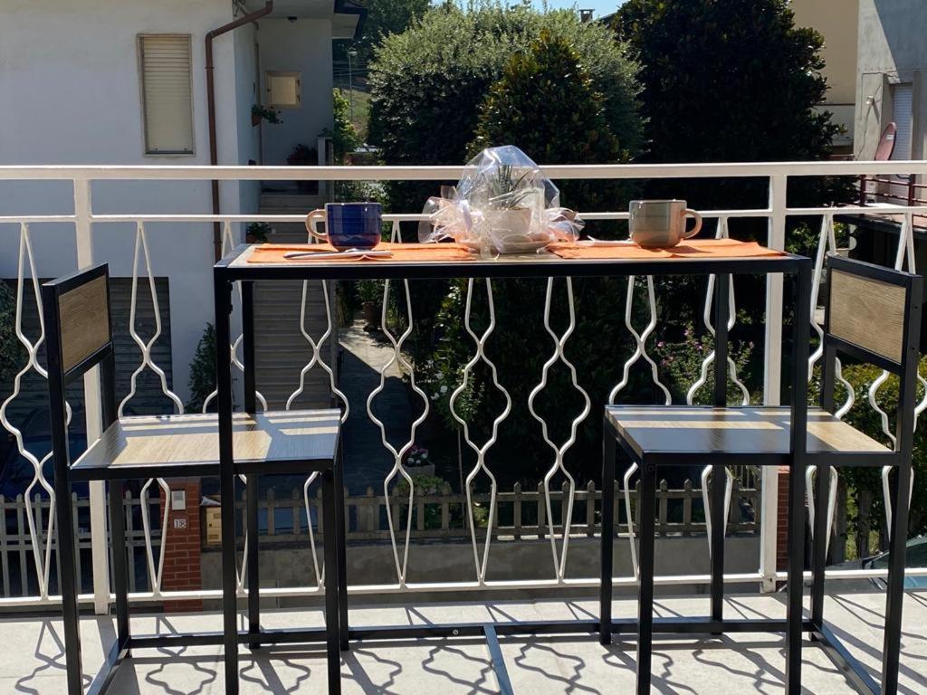Casa Vacanza Le Due Stelle San Romano  エクステリア 写真
