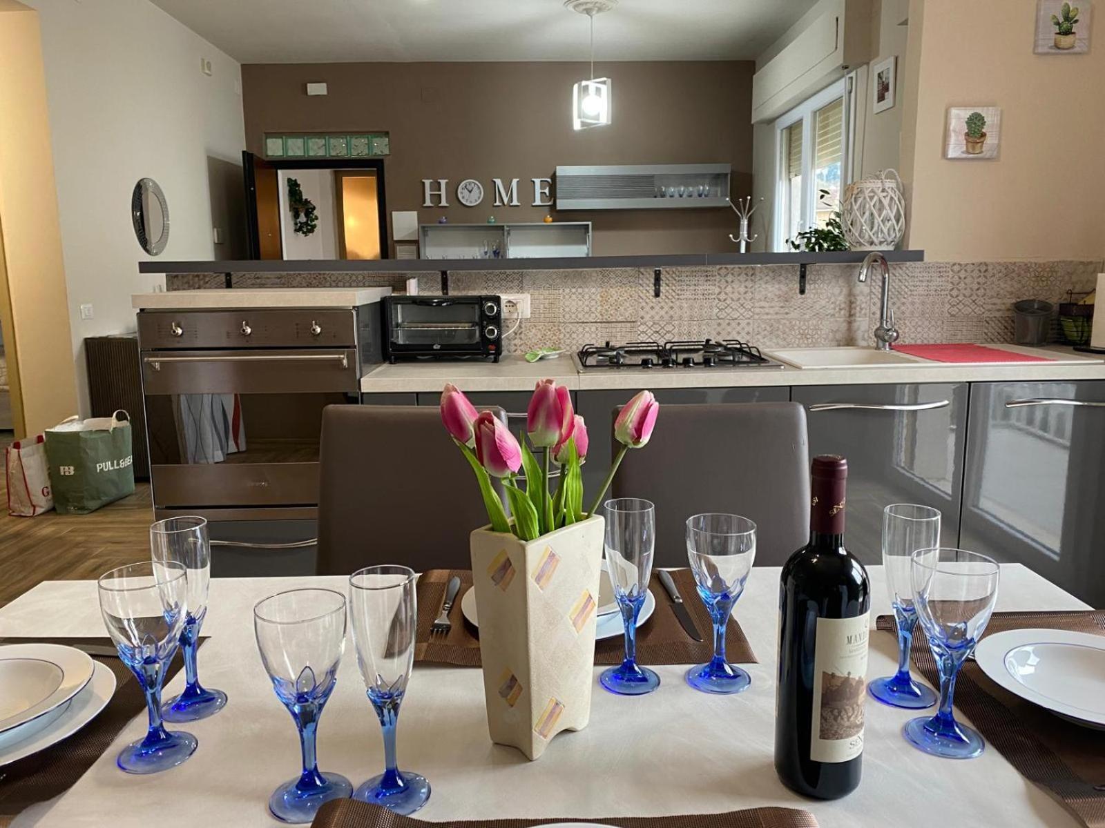 Casa Vacanza Le Due Stelle San Romano  エクステリア 写真
